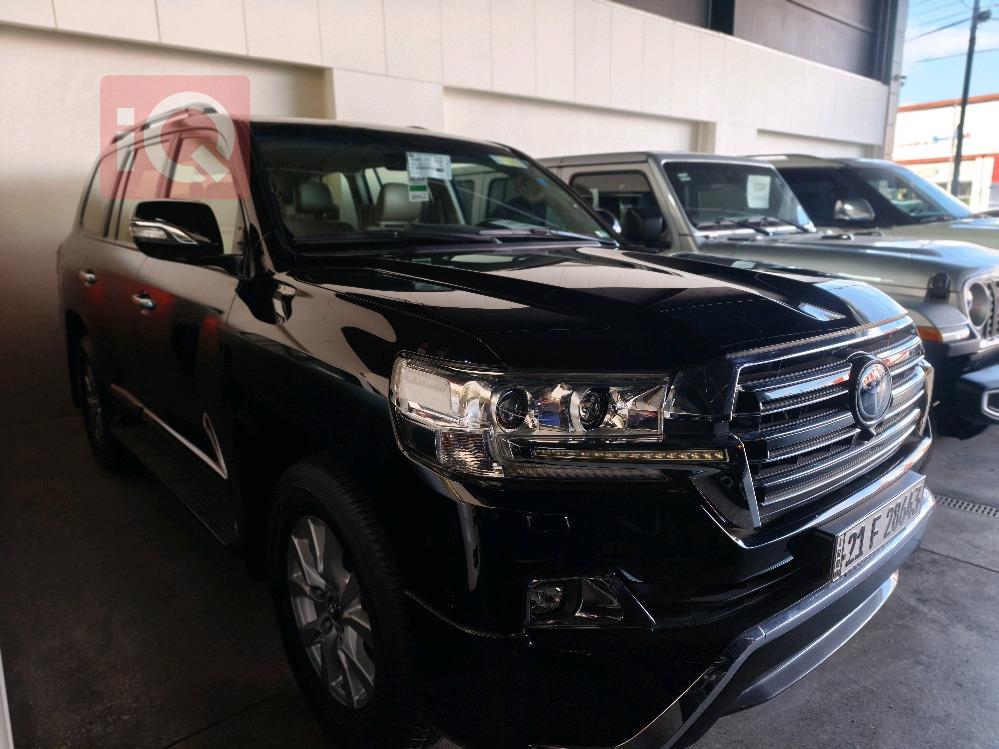 تويوتا لاندكروزر